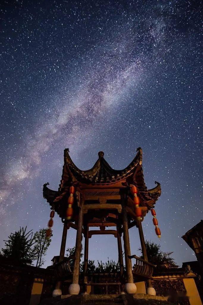 我想问一下北京服装学院艺术设计系研究生导师有哪几个啊?联系方式是多少- 询问任何问题,寻找满意答案的平台